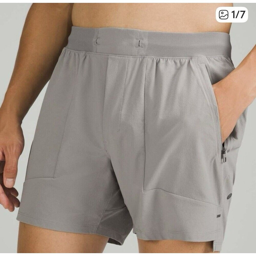 Lululemon Men's License To Train Linerless Shorts 7” Size Small Gray